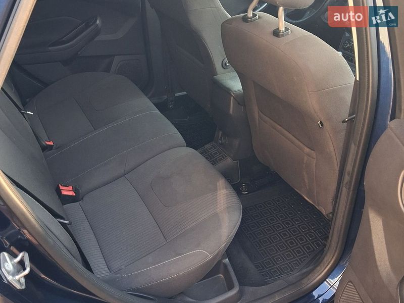 Фото Ford Focus з оголошення AUTO.RIA