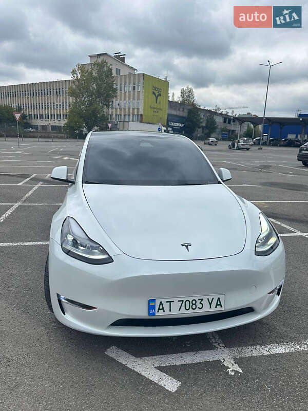 Фото Tesla Model Y з оголошення AUTO.RIA