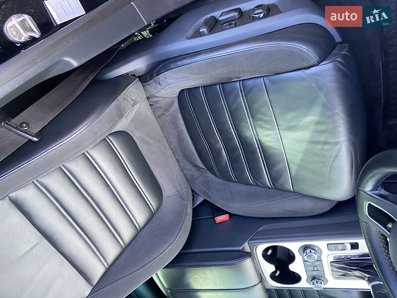Фото Volkswagen Touareg з оголошення AUTO.RIA