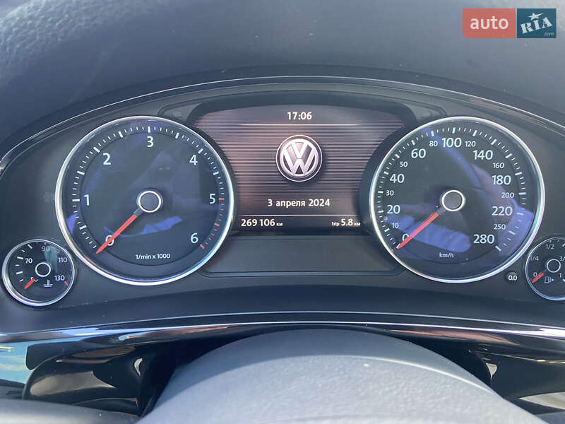 Фото Volkswagen Touareg з оголошення AUTO.RIA