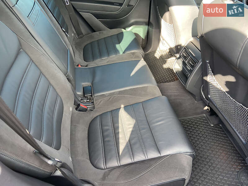 Фото Volkswagen Touareg з оголошення AUTO.RIA