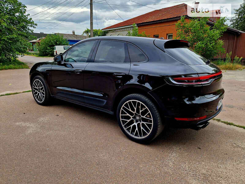 Фото Porsche Macan з оголошення AUTO.RIA