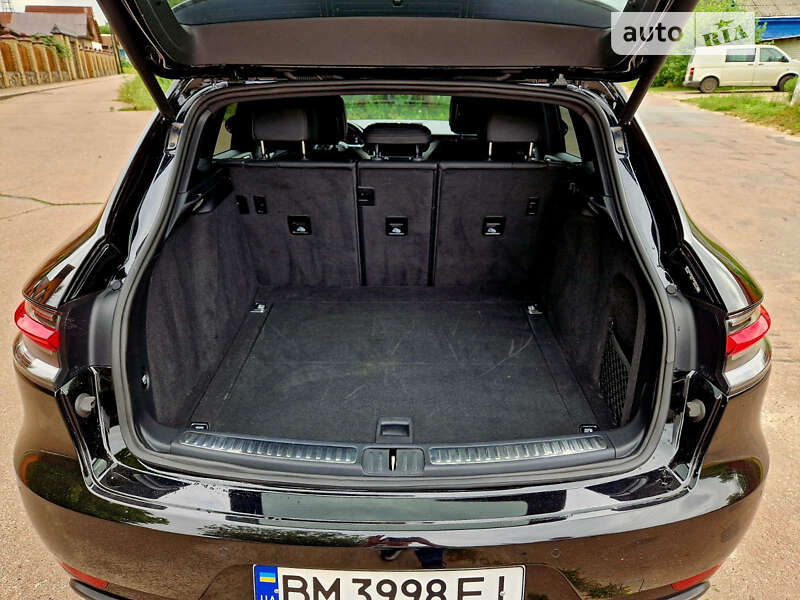 Фото Porsche Macan з оголошення AUTO.RIA