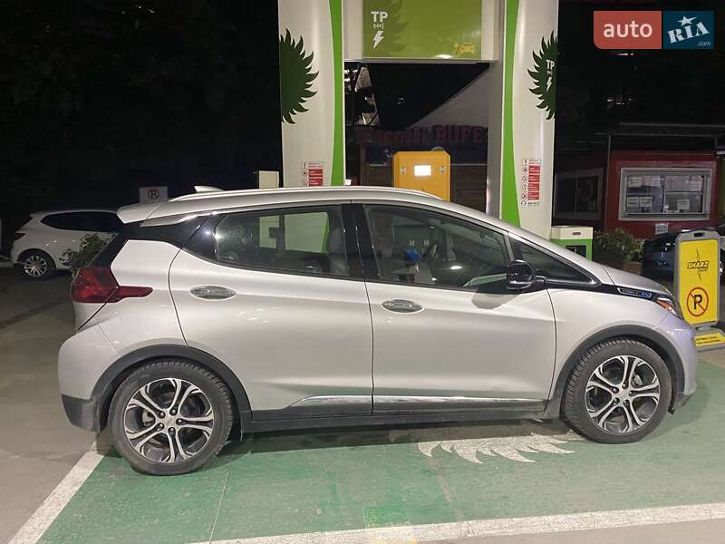 Фото Chevrolet Bolt EV з оголошення AUTO.RIA
