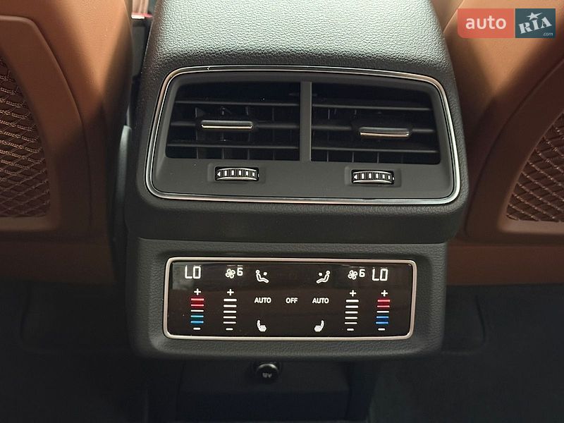 Фото Audi Q8 Sportback e-tron з оголошення AUTO.RIA