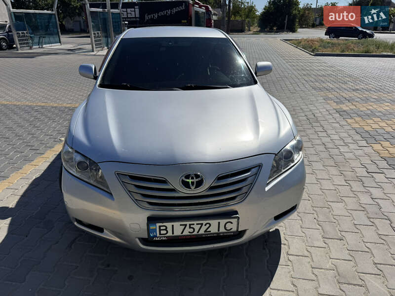 Фото Toyota Camry з оголошення AUTO.RIA