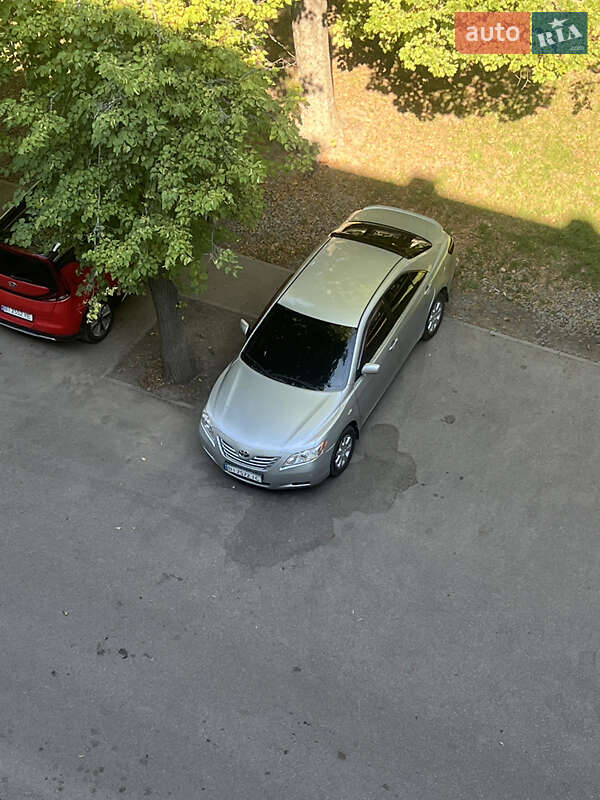 Фото Toyota Camry з оголошення AUTO.RIA