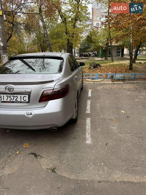 Фото Toyota Camry з оголошення AUTO.RIA
