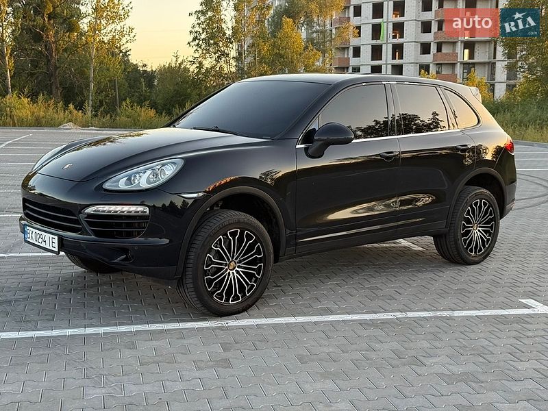 Фото Porsche Cayenne з оголошення AUTO.RIA