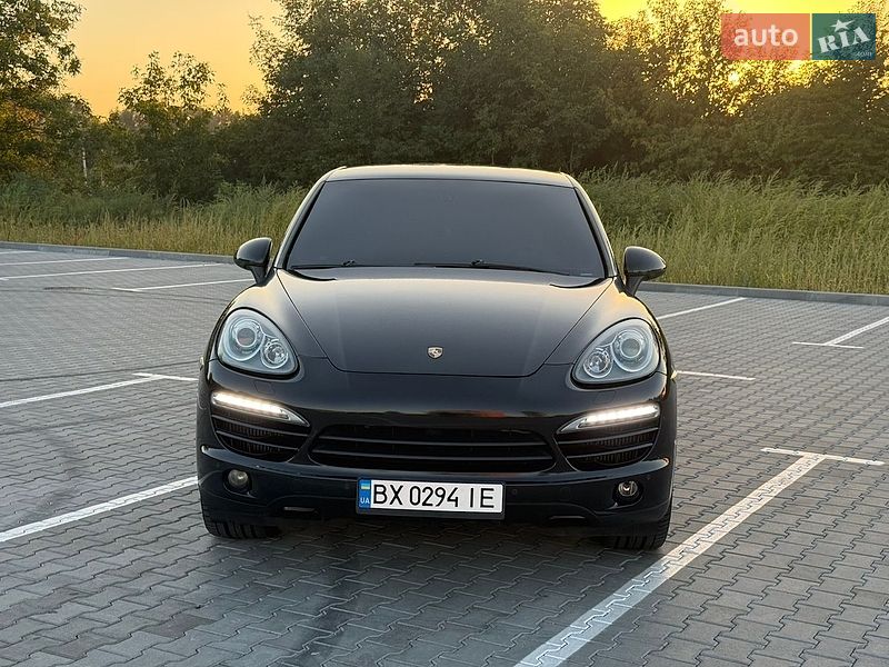 Фото Porsche Cayenne з оголошення AUTO.RIA