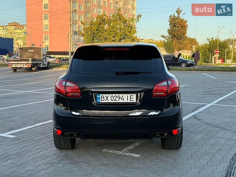 Фото Porsche Cayenne з оголошення AUTO.RIA