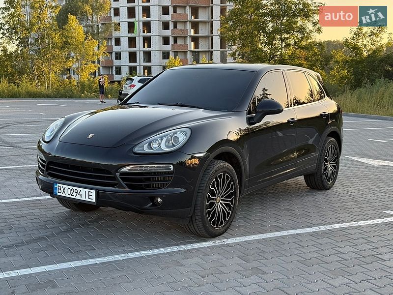 Фото Porsche Cayenne з оголошення AUTO.RIA