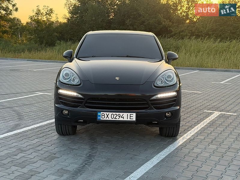 Фото Porsche Cayenne з оголошення AUTO.RIA