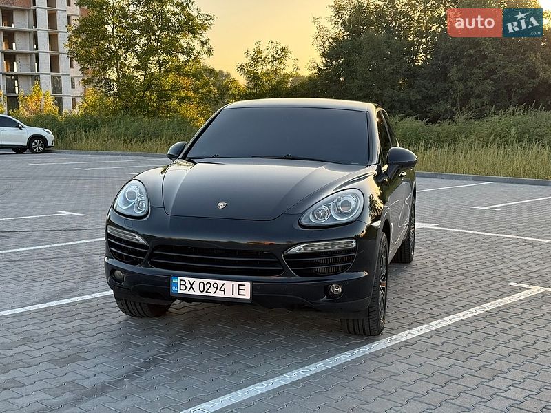 Фото Porsche Cayenne з оголошення AUTO.RIA