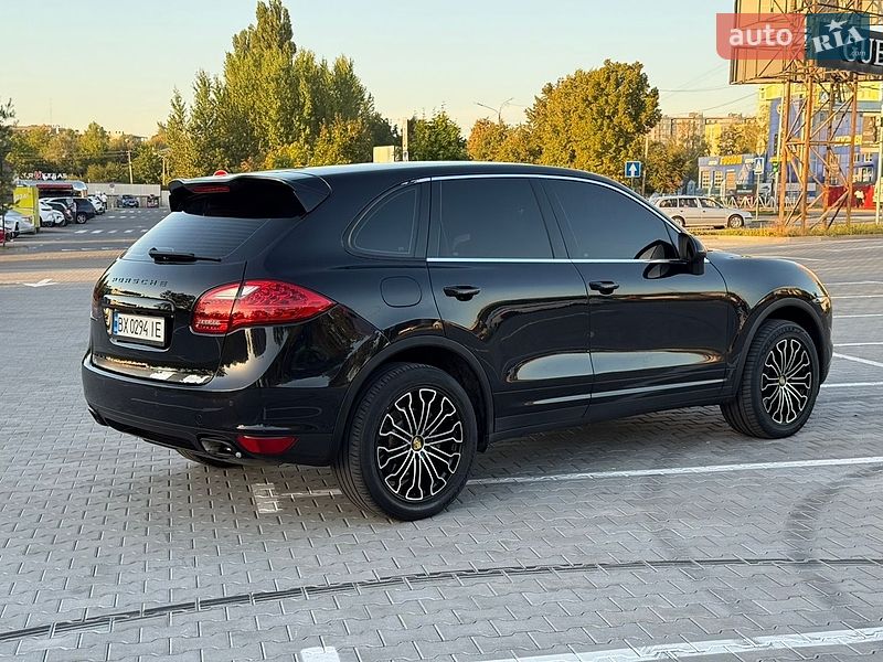 Фото Porsche Cayenne з оголошення AUTO.RIA