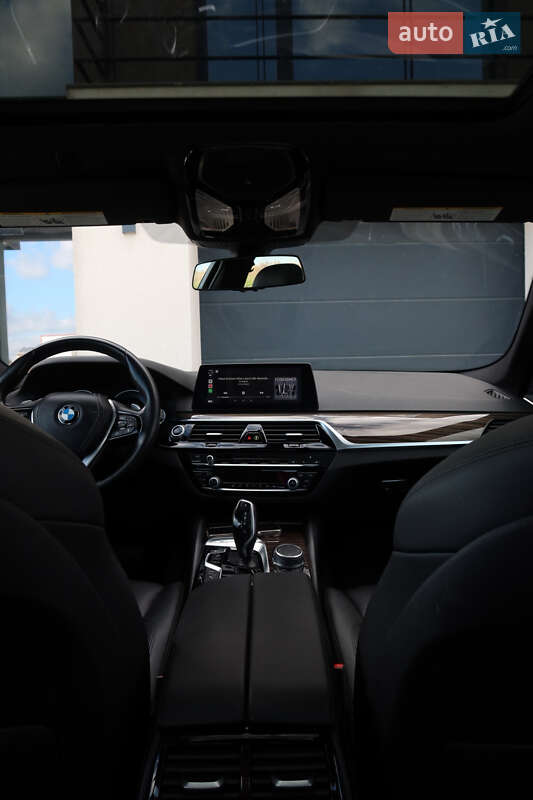 Фото BMW 5 Series з оголошення AUTO.RIA