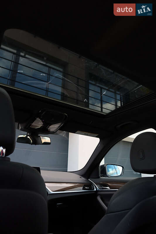 Фото BMW 5 Series з оголошення AUTO.RIA