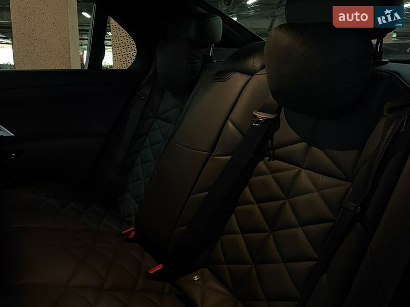 Фото BMW i7 з оголошення AUTO.RIA