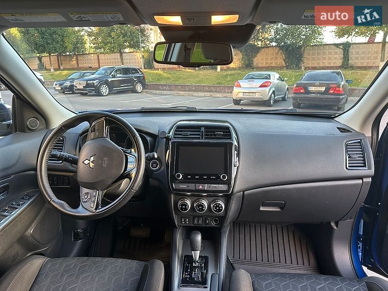 Фото Mitsubishi Outlander Sport з оголошення AUTO.RIA