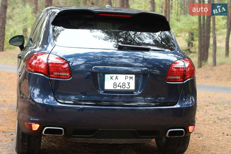 Фото Porsche Cayenne з оголошення AUTO.RIA