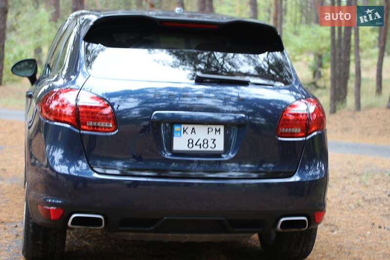 Фото Porsche Cayenne з оголошення AUTO.RIA