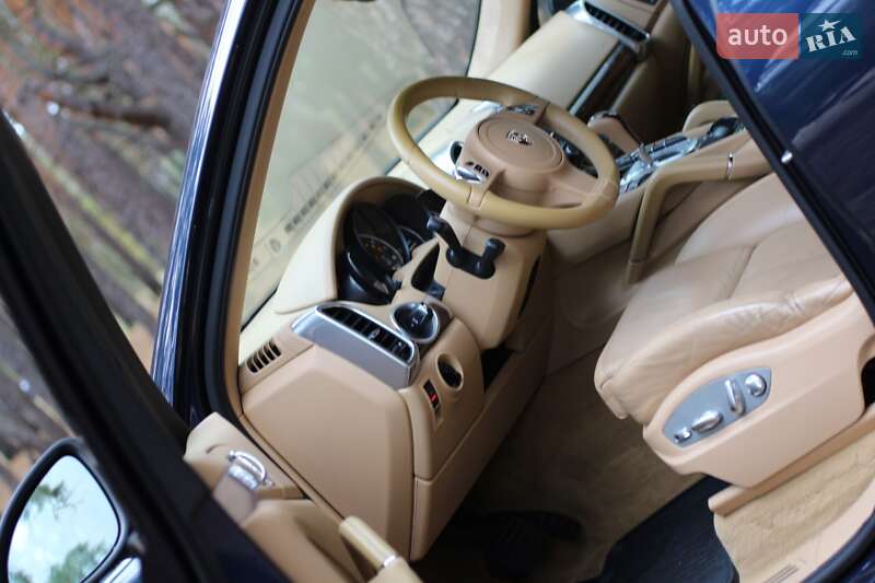 Фото Porsche Cayenne з оголошення AUTO.RIA
