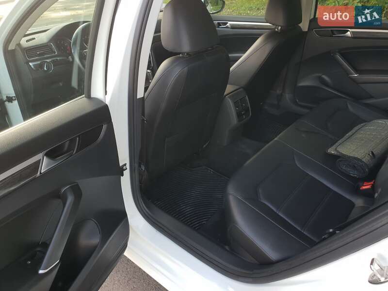 Фото Volkswagen Passat з оголошення AUTO.RIA