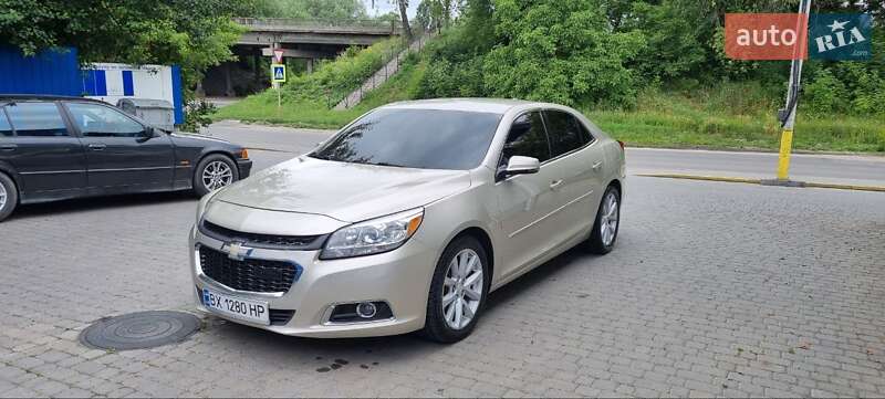 Фото Chevrolet Malibu з оголошення AUTO.RIA