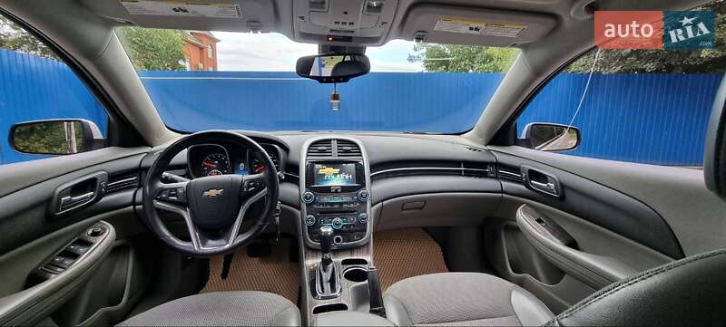 Фото Chevrolet Malibu з оголошення AUTO.RIA