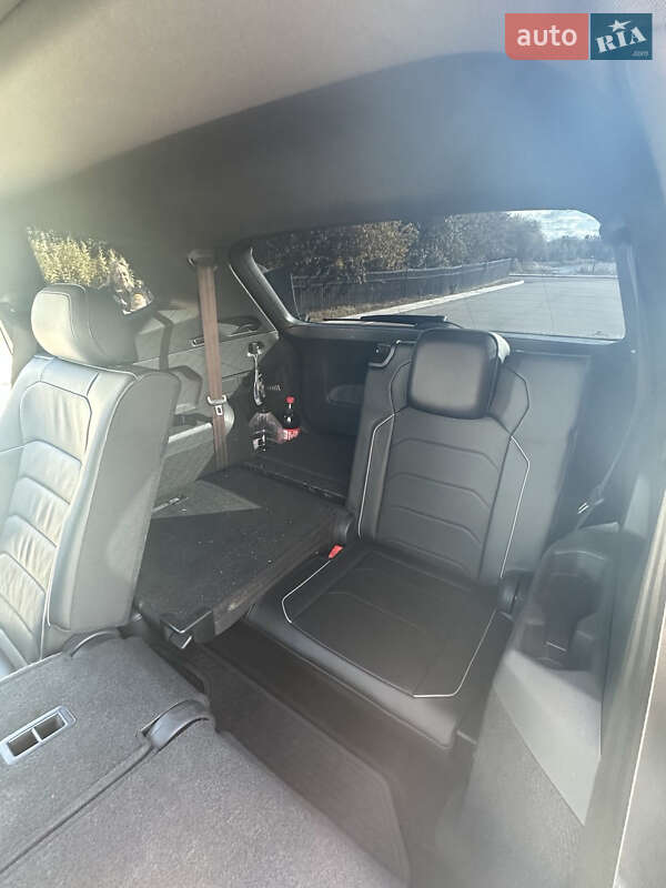 Фото Volkswagen Tiguan з оголошення AUTO.RIA