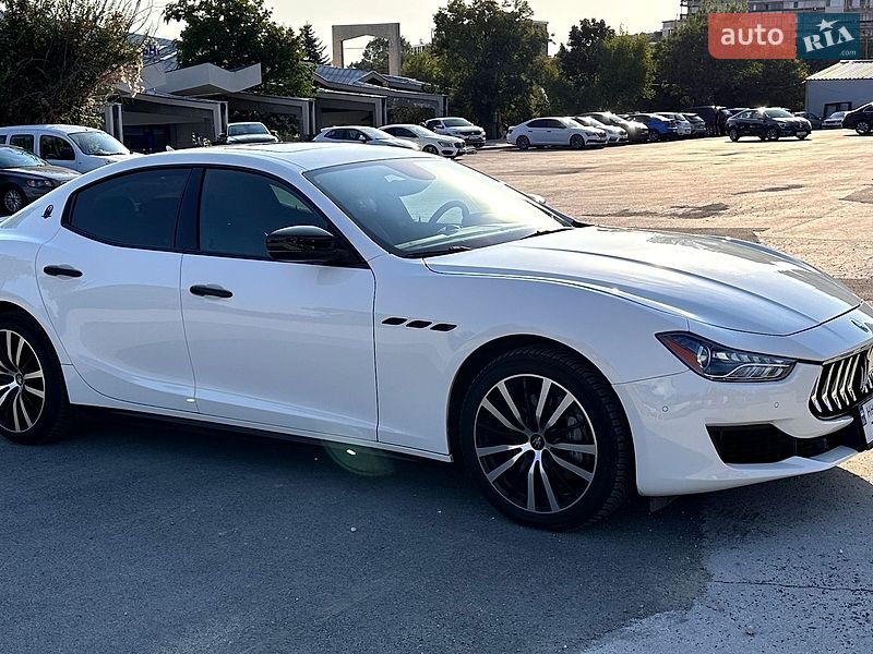 Фото Maserati Ghibli з оголошення AUTO.RIA