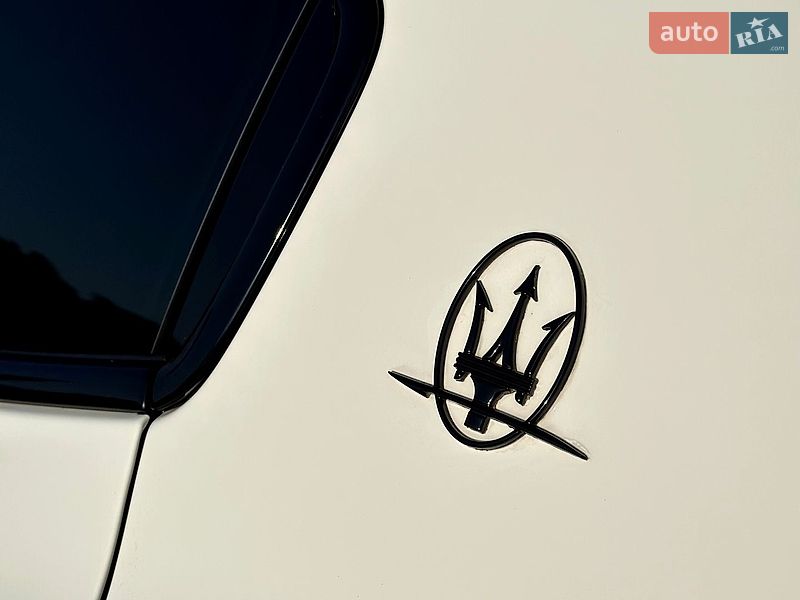 Фото Maserati Ghibli з оголошення AUTO.RIA