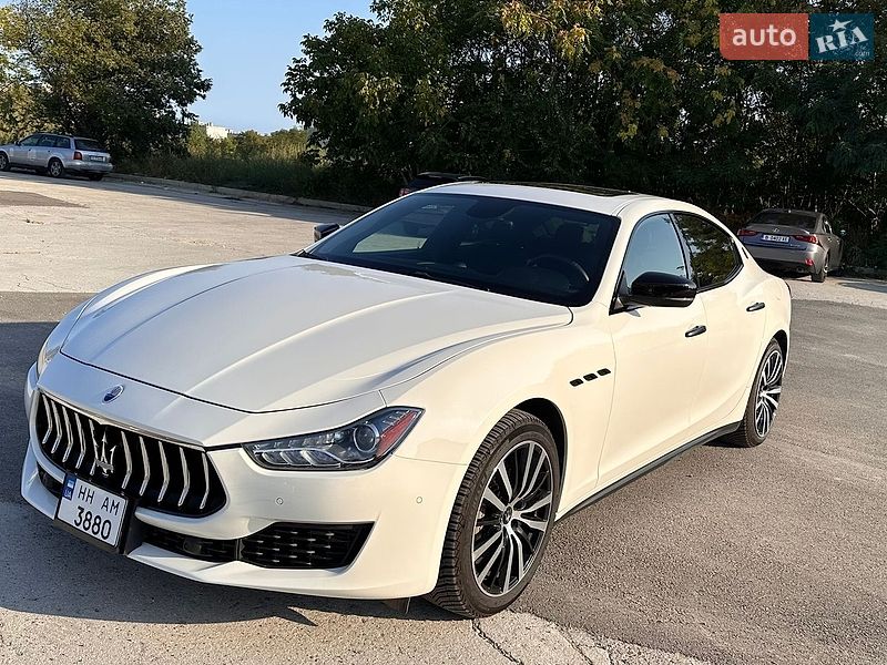 Фото Maserati Ghibli з оголошення AUTO.RIA