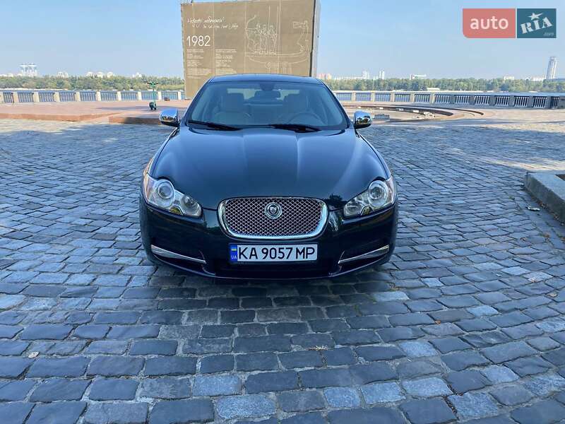 Фото Jaguar XF з оголошення AUTO.RIA