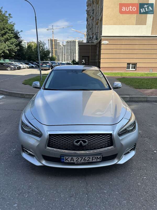 Фото Infiniti Q50 з оголошення AUTO.RIA
