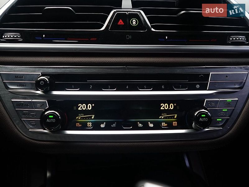 Фото BMW 7 Series з оголошення AUTO.RIA
