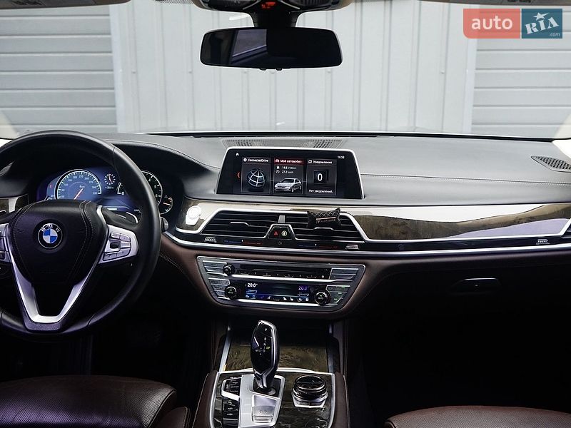 Фото BMW 7 Series з оголошення AUTO.RIA