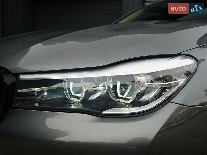 Фото BMW 7 Series з оголошення AUTO.RIA