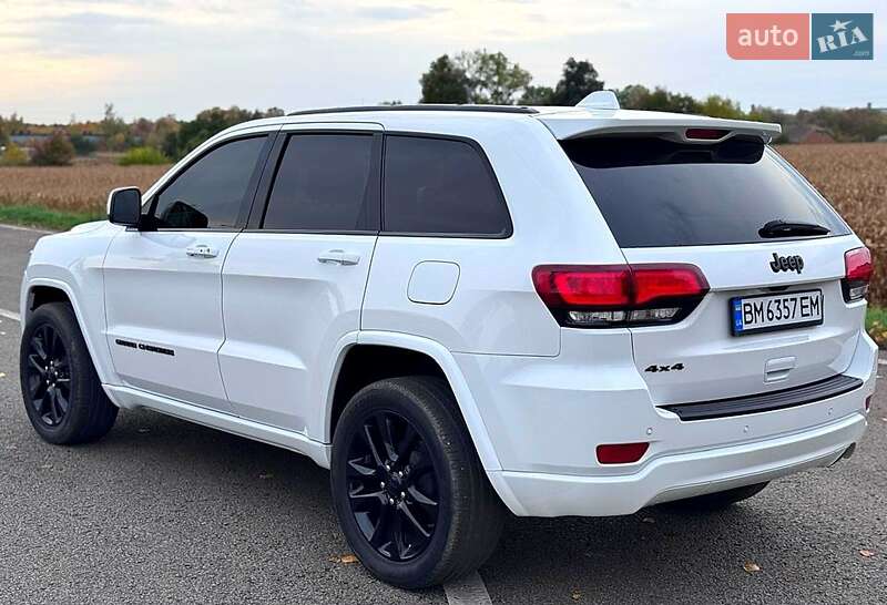 Фото Jeep Grand Cherokee з оголошення AUTO.RIA