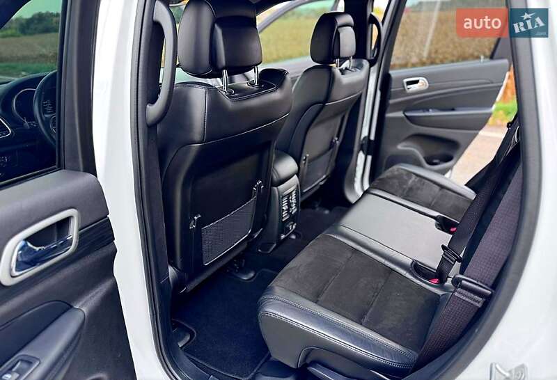 Фото Jeep Grand Cherokee з оголошення AUTO.RIA