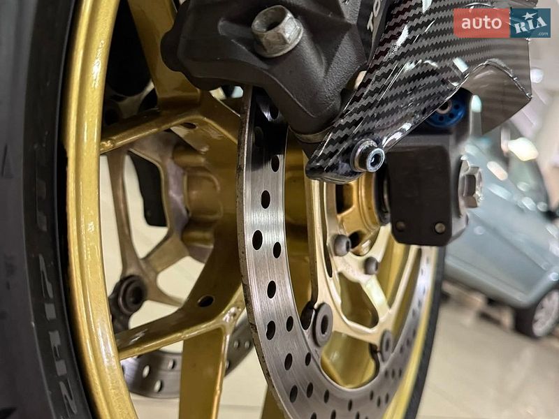 Фото Honda CBR 1000RR з оголошення AUTO.RIA