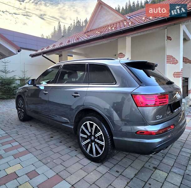 Фото Audi Q7 з оголошення AUTO.RIA