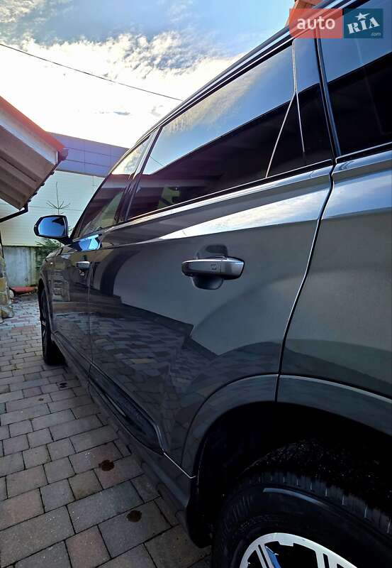 Фото Audi Q7 з оголошення AUTO.RIA