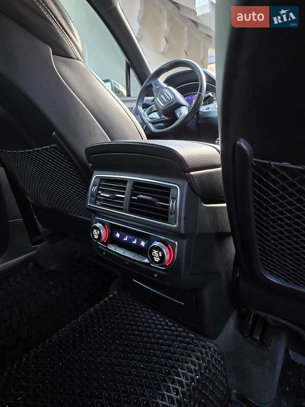 Фото Audi Q7 з оголошення AUTO.RIA
