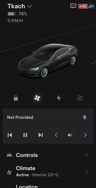 Фото Tesla Model S з оголошення AUTO.RIA