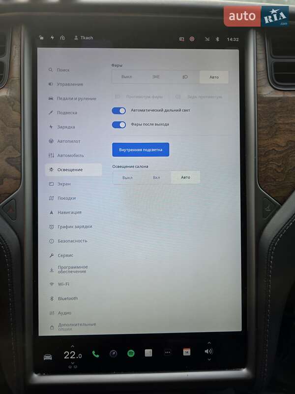 Фото Tesla Model S з оголошення AUTO.RIA