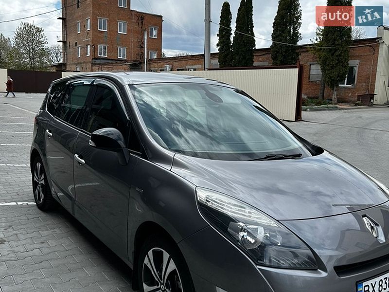 Фото Renault Scenic з оголошення AUTO.RIA