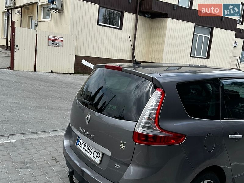 Фото Renault Scenic з оголошення AUTO.RIA