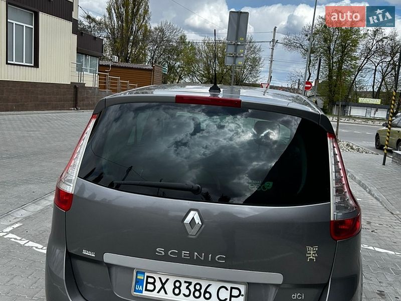 Фото Renault Scenic з оголошення AUTO.RIA