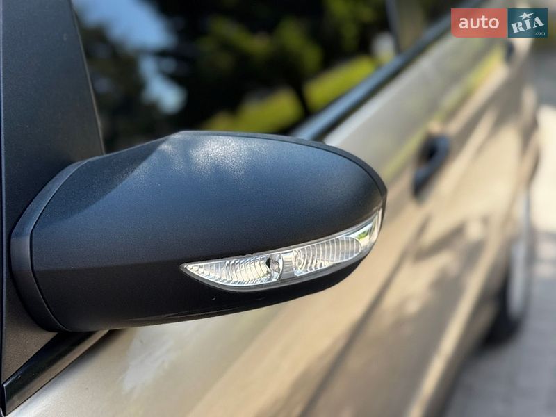 Фото Mercedes-Benz B-Class з оголошення AUTO.RIA